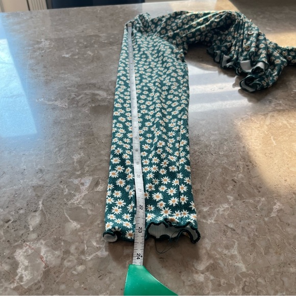 Wallflower green with yellow floral print size medium - Picture 8 of 8